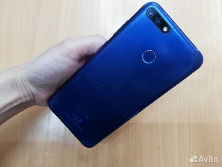 Телефон Honor 7C 32 гб