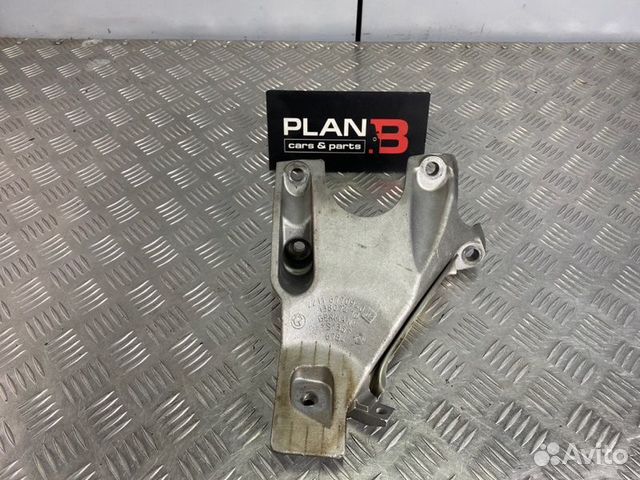 Кронштейн двигателя правый Bmw 5 E60 N52B25AF