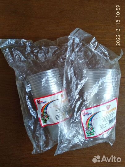 Пластиковые одноразовые стаканы