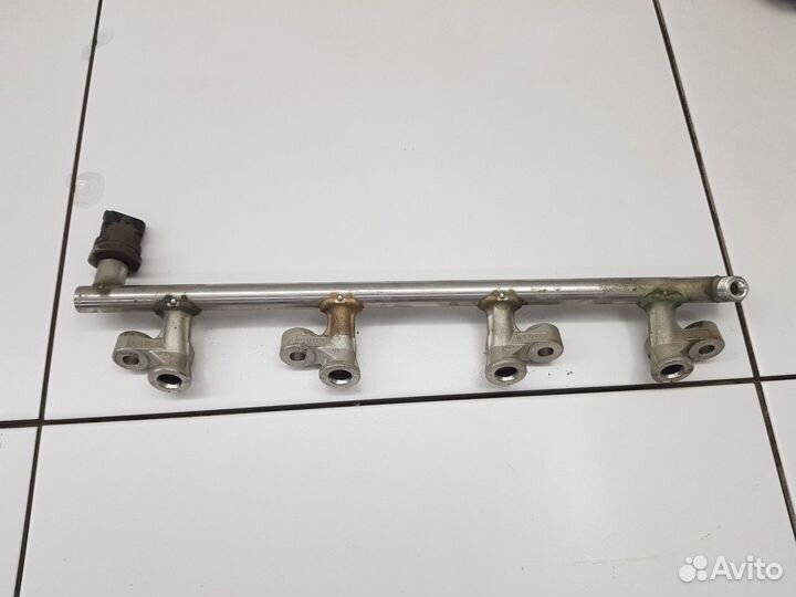 Рейка топливная (рампа) (Mazda 6)