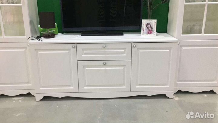 Тумба под тв