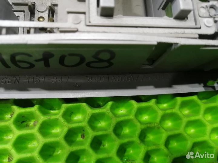 Плафон салонный Mitsubishi Lancer X