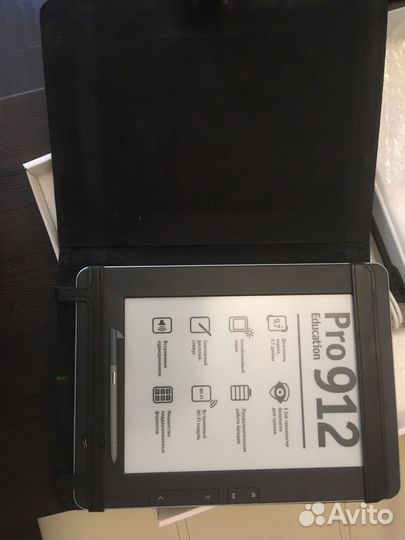 Pocketbook pro 912
