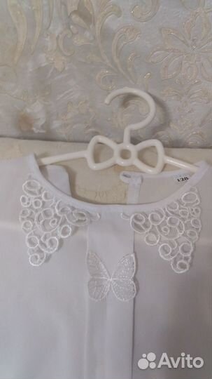 Блузка белая для девочки 128р