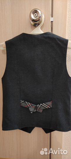 Школьный костюм на мальчика 134-140