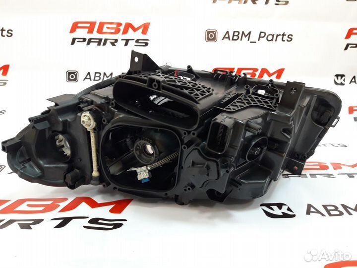 Фара передняя правая на BMW F10 Рестайлинг