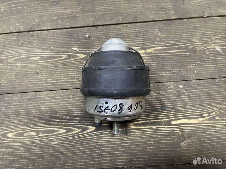 Опора двигателя передняя Volvo