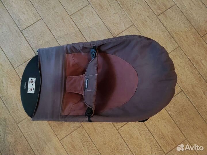 Детский шезлонгbaby bjorn