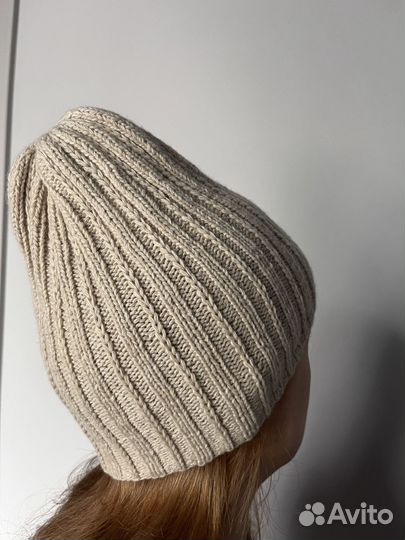 Шапка женская вязаная