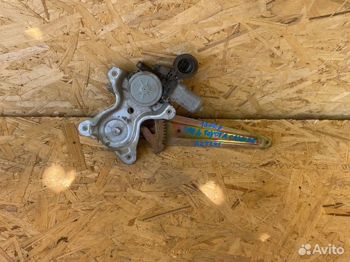 Стеклоподьемник задний левый Toyota caldina azt241