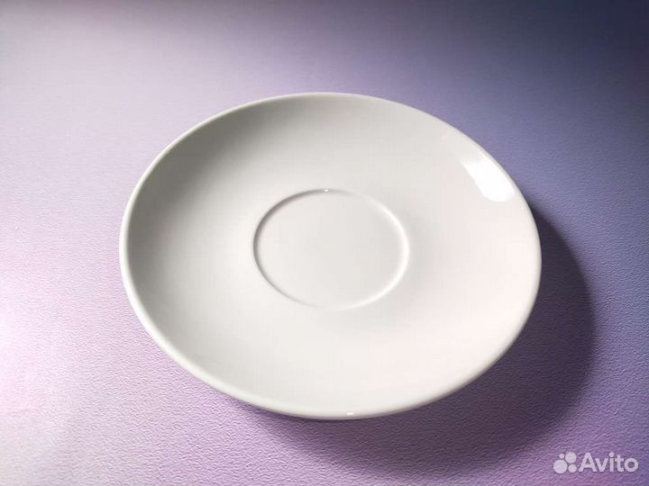 Блюдце kunst werk, Фарфор класса «премиум