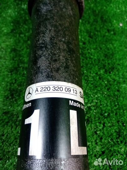 Стойка подвески задняя левая Mercedes-Benz Cl500