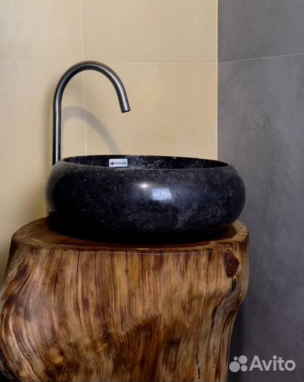 Тумба из массива дерева