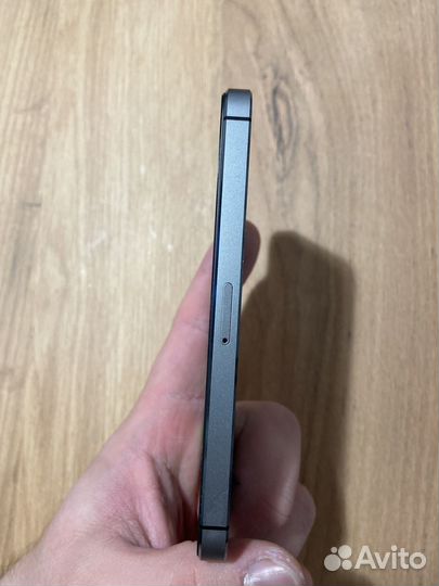 iPhone 5S, 32 ГБ