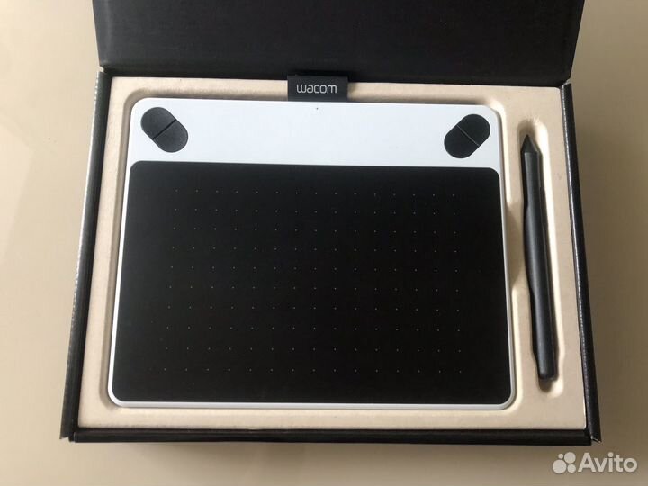 Графический планшет Wacom Intuos Draw 2540 lpi