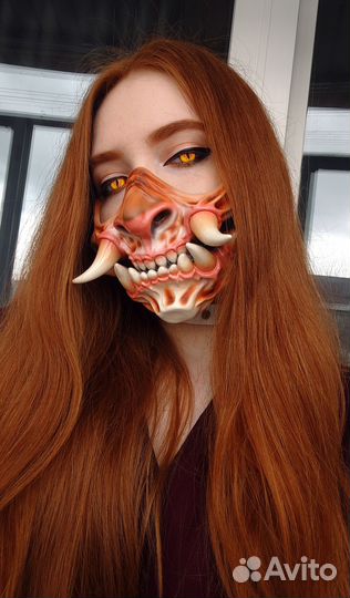 Маска Хання Они. Карнавальный костюм для Хеллоуина