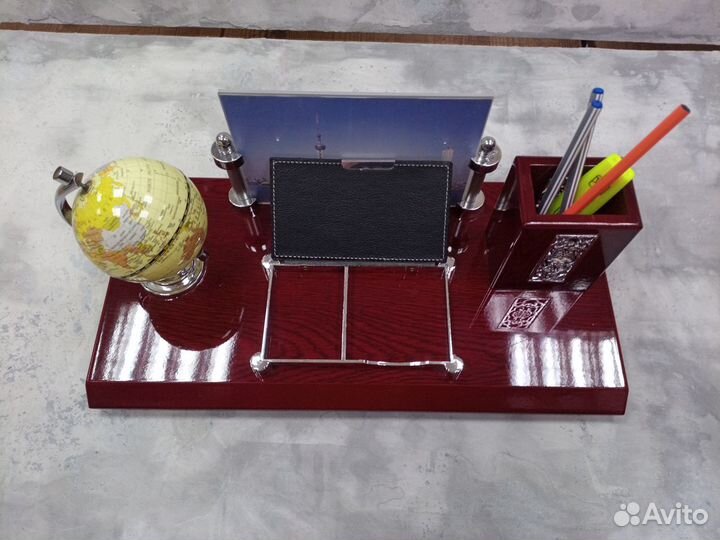 Набор настольный с глобусом и карандашницей