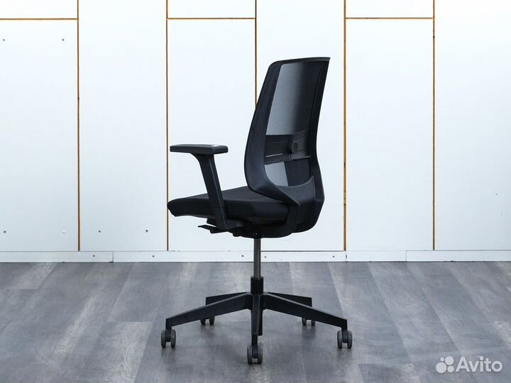 Кресло компьютерное для менеджера Profim Light Up