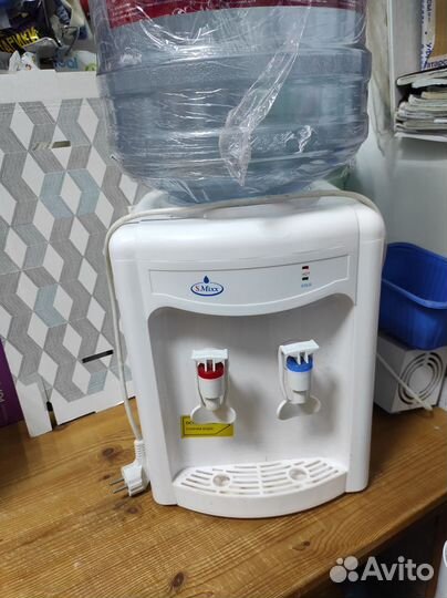 Кулер для воды настольный