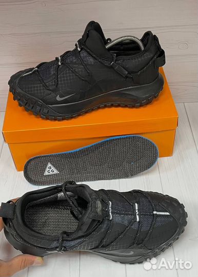 Кроссовки Nike