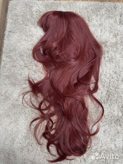 Парик винно-красный с челкой