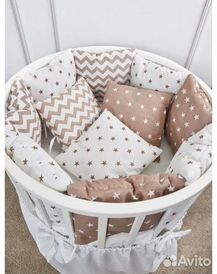 Комплект бортиков с одеялом. Новые,3 цаета