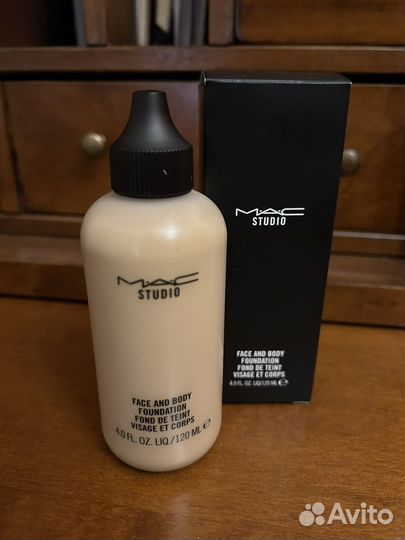 Новая тональная основа MAC С3 оригинал