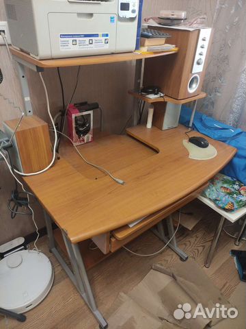 Компьютерный стол