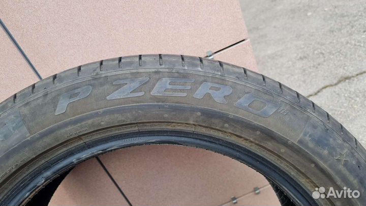 Pirelli P Zero Luxury Saloon 245/50 R19 W