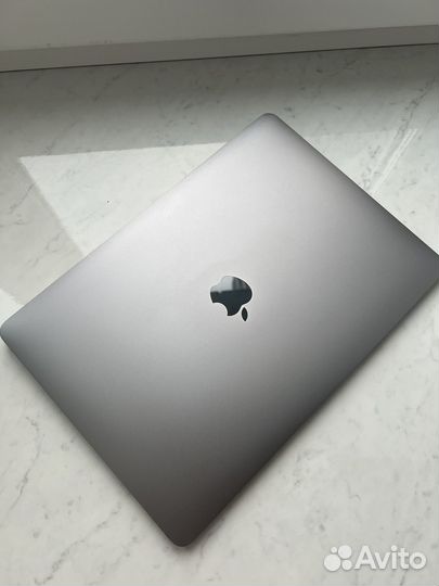 Macbook air 13 (2019)