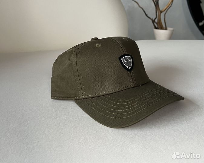 Кепки Armani