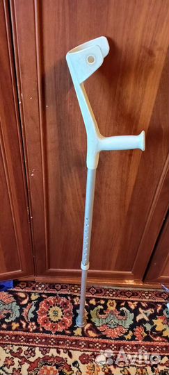 Продам локтую трость