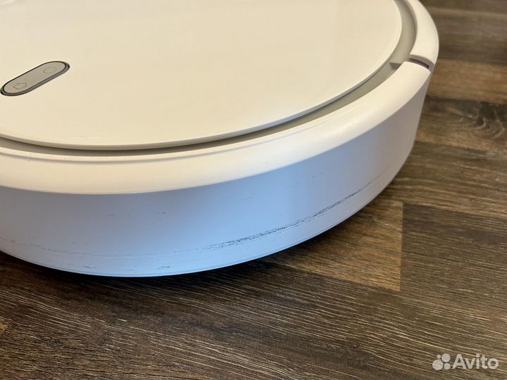 Xiaomi Mi Robot Vacuum (первое поколение)