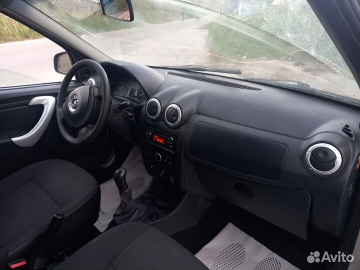 LADA Largus 1.6 МТ, 2013, битый, 395 600 км