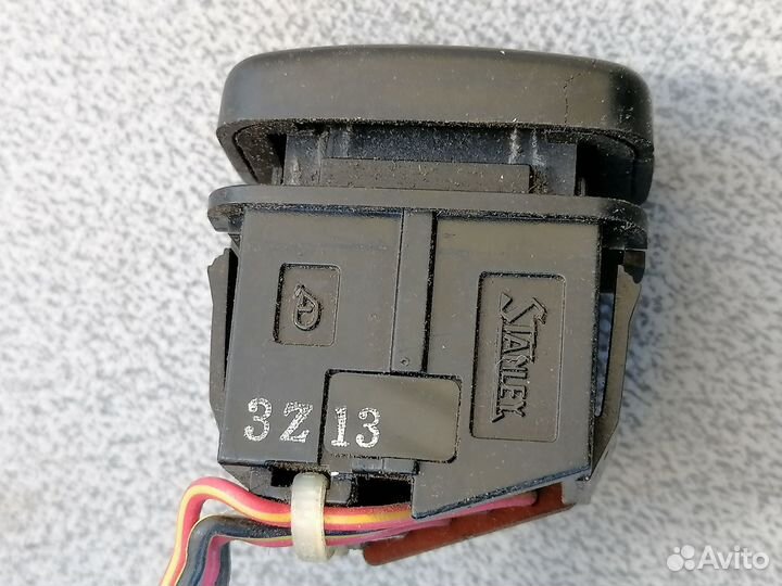 Кнопка аварийки Mazda 626 GE 1992-1997