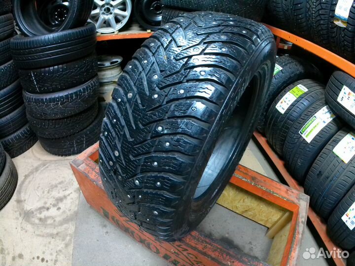 Nokian Tyres Hakkapeliitta 8 SUV 235/65 R17