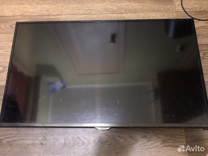 Телевизор samsung