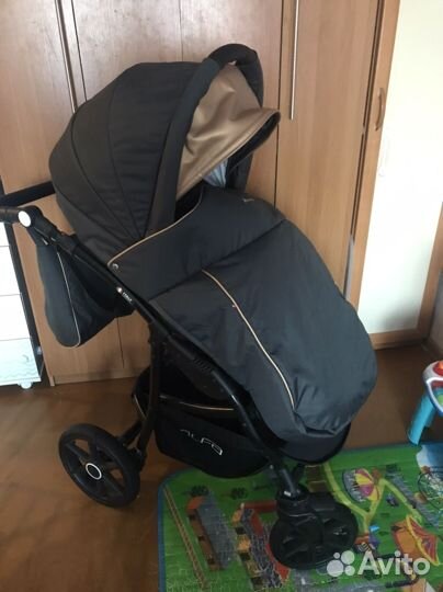 Продам коляску 2 в 1