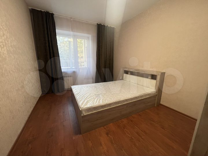 2-к. квартира, 60 м², 2/15 эт.