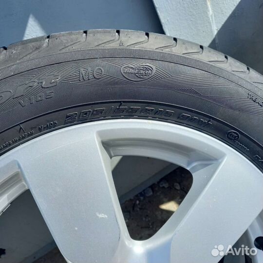 Yokohama Advan Sport V105 255/55 R16 V