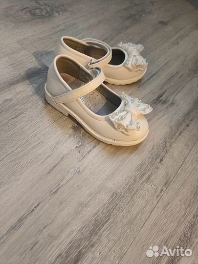 Туфли для девочки 26 размер
