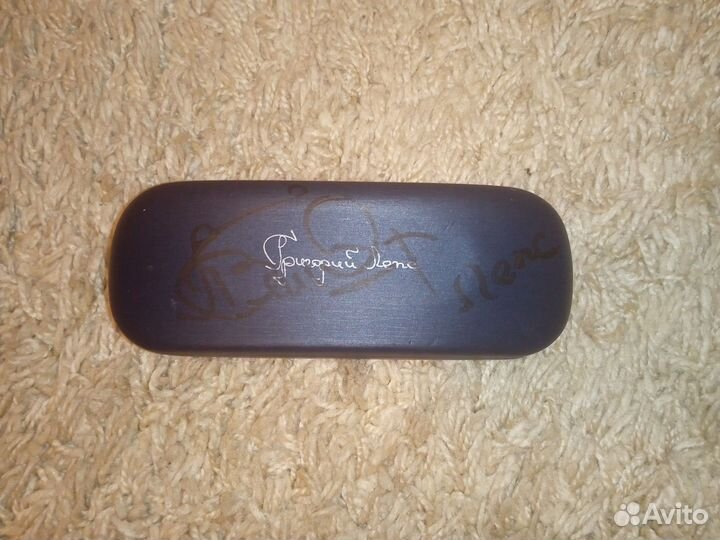 Очки Григория Лепса с его автографам