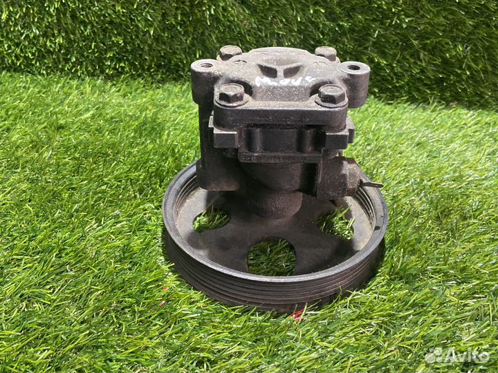 Насос гура Mitsubishi outlander 1