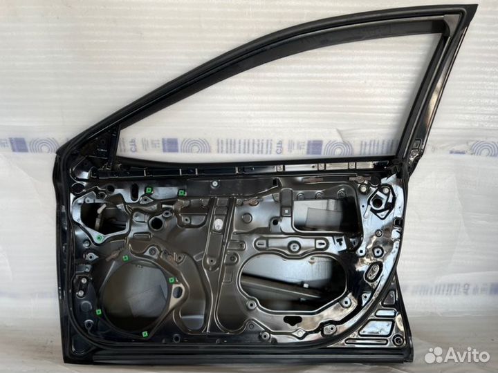 Дверь передняя правая Toyota Camry V70/V75