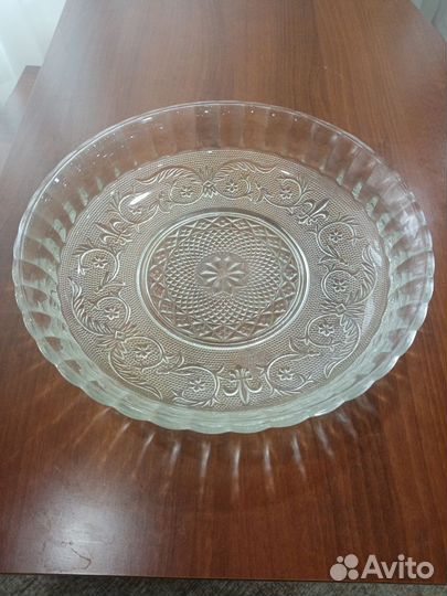 Старинное большое блюдо под фрукты
