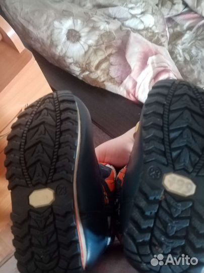 Горнолыжные ботинки детские 23