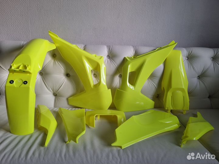 Комплект Пластика UFO husqvarna TE 2T / FE 4T Yell