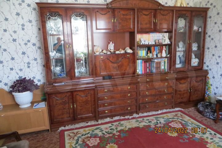 3-к. квартира, 71 м², 1/3 эт.