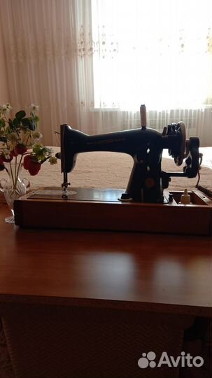 Швейная машинка
