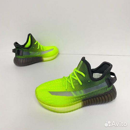 Кроссовки yeezy детские